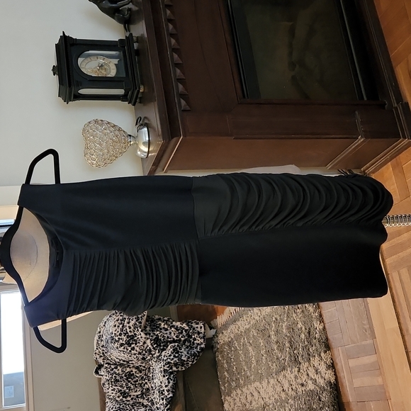 NWOT BCBGMAXAZRIA Dress - Picture 2 of 8